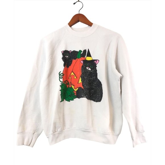 Fruit of the Loom Tops - Vintage Halloween Black Cat Pumpkin Graphic Sweatshirt